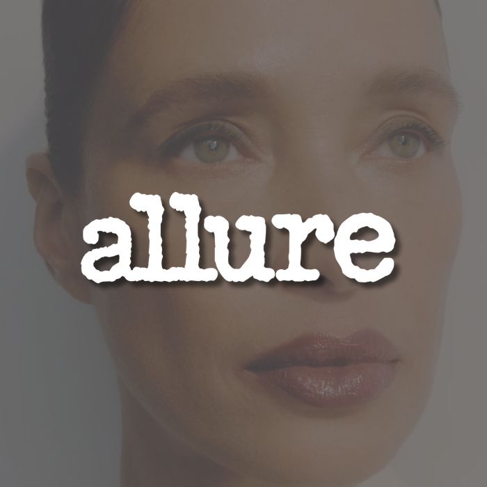 Eyeliner for mature women_press graphic Eyeliner for mature women_press graphic